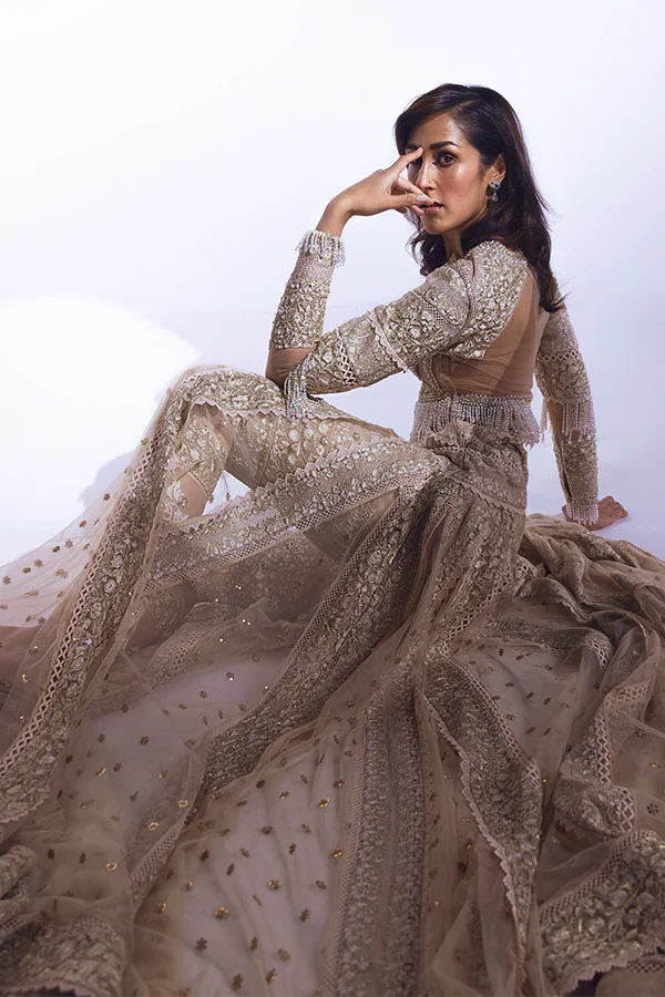 Mira Sethi 2