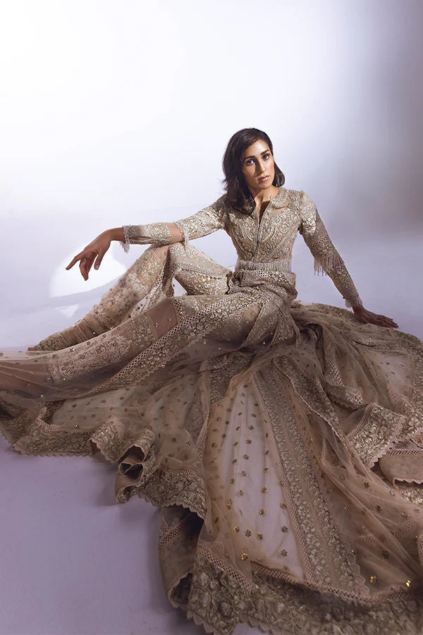 Mira Sethi 2