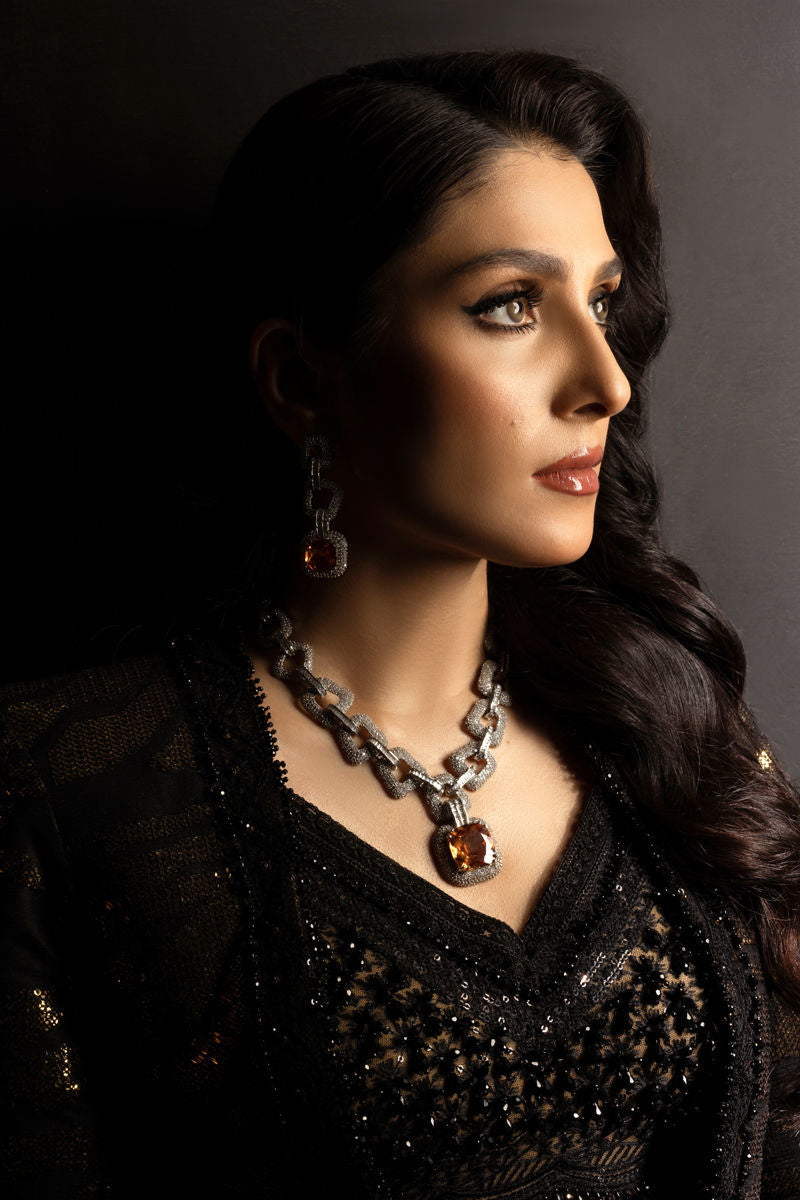 Ayeza Khan in Hestia