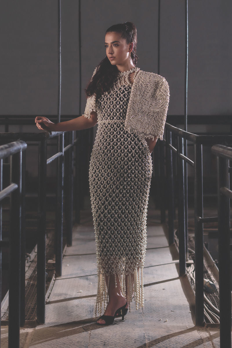 Mansha Pasha in Velvet Dream